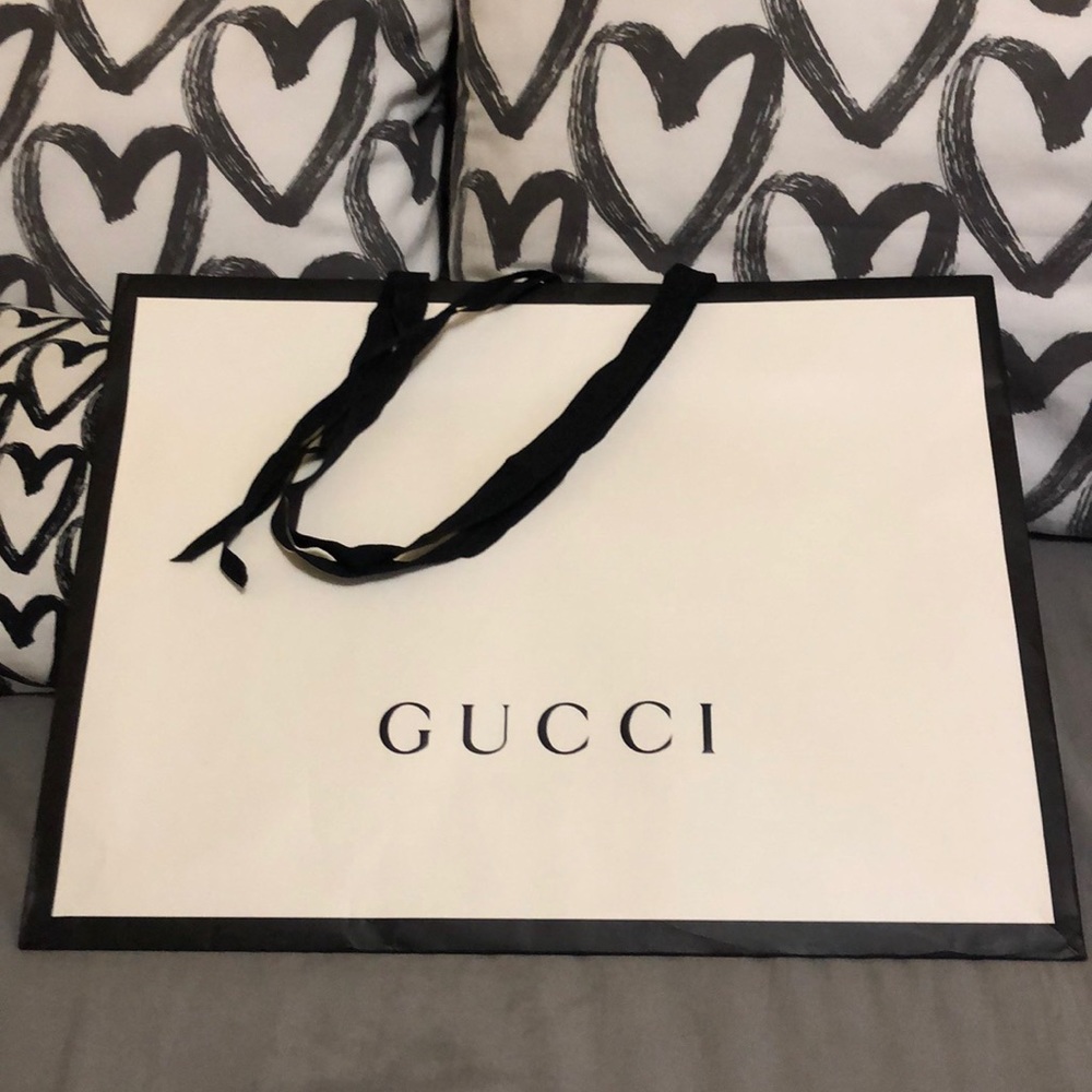 Gucci shopping bag authentic